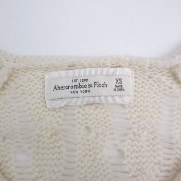 NEW Abercrombie Womens Open Stitch Knit V-Neck Sweater Size XS Top Shirt Cream - Picture 7 of 8
